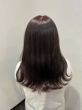 セミロング foglia所属・岡野 香那のヘアスタイル