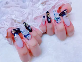 ネイル Makana Mana所属・Makana Manaのネイルデザイン