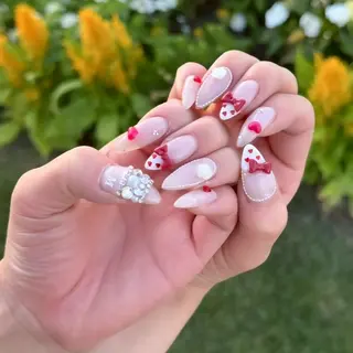 ネイル SHI ONのネイルデザイン