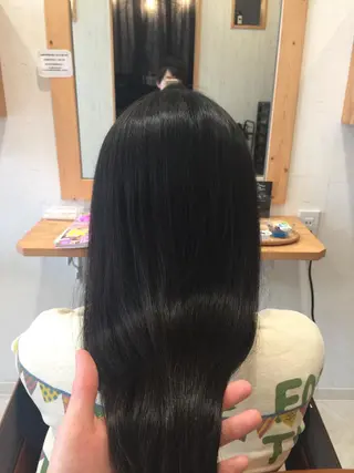 ロング カラー ツヤ髪専門美容師 桑原 和誠のヘアスタイル