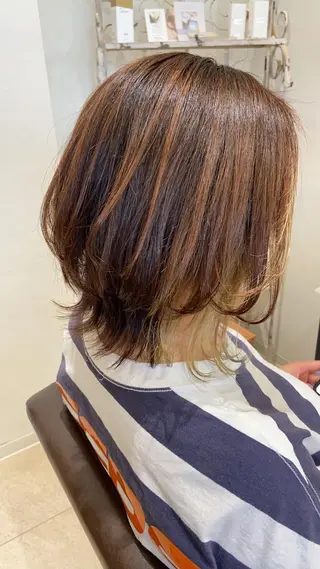 ミディアム 横田 まおのヘアスタイル