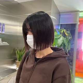 ショート クルミ/ 💕ワンホンネイルのネイルデザイン