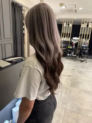 ロング カラー Noe心斎橋所属・Noe心斎橋 堀田 朋宏のヘアスタイル