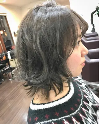 ミディアム セミロング ロング カラー 20代半ば上質なへア ケア 髪質改善 大西のヘアスタイル
