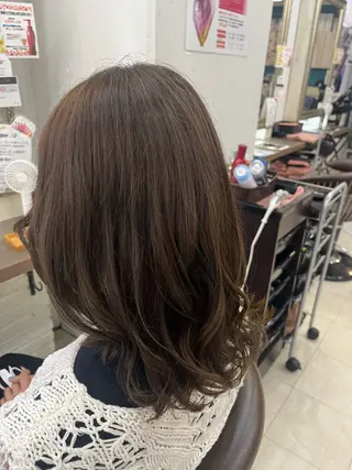 セミロング カラー 兒玉/透明感カラー 髪質改善のヘアスタイル