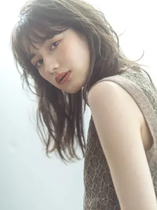 ミディアム カラー 🎀ハイトーン/レイ ヤー/Reina🎀のヘアスタイル