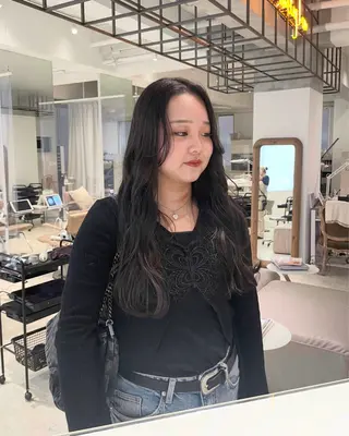 ロング カラー loely 💞miyuのヘアスタイル