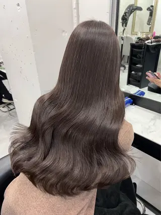 カラー 🎀ハイトーン🎀 🩶艶髪🩶YUNAのヘアスタイル