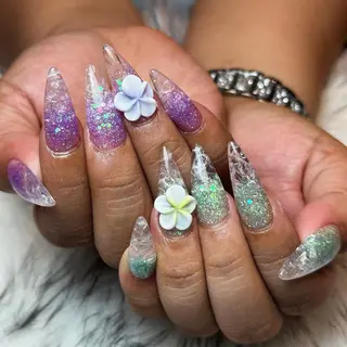 ネイル nail salon  DIA所属・出羽 奈津季のネイルデザイン