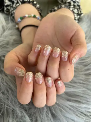 ネイル MADIA 横浜所属・池上 優希のネイルデザイン