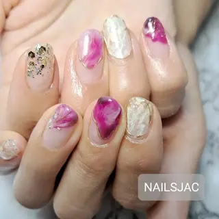 ネイル 島屋 千奈美のネイルデザイン