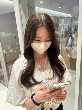 カラー レイヤーカット🌙 堀江里菜のヘアスタイル