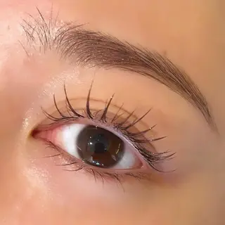 マツエク・マツパ nail&eyelash Nina 代官山店所属・緒方 海妃のマツエク・マツパデザイン