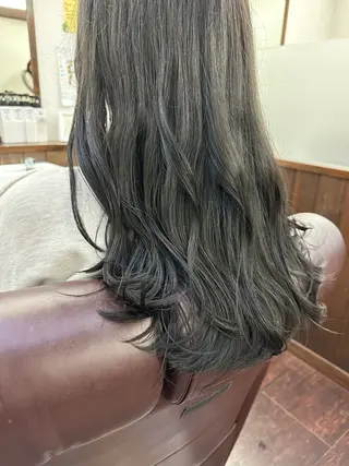 ロング カラー osayaabei店所属・藤澤 夏実のヘアスタイル