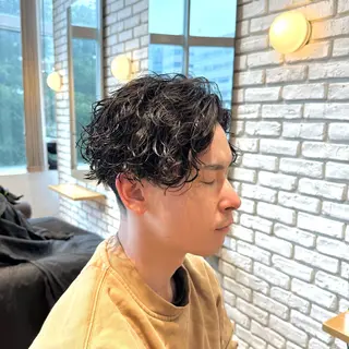 ショート パーマ メンズ 大倉山駅メンズヘア ヒダカミズキのヘアスタイル