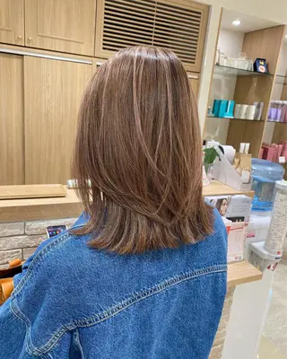 ミディアム カラー 山本　尚輝 🐶ハイライト🐶のヘアスタイル