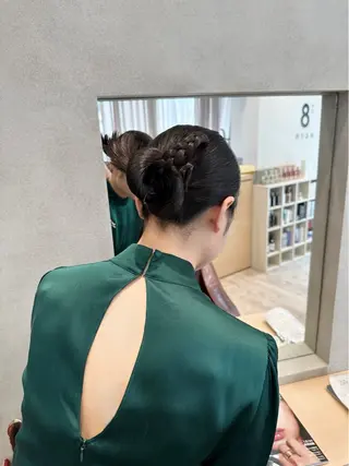 ロング ヘアアレンジ octo所属・梅澤 杏菜のヘアスタイル