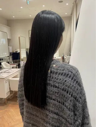 ロング カラー ELLE salon サエのヘアスタイル