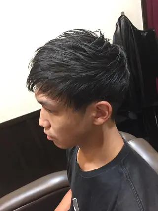 ショート ヒロ銀座ヘアーサロン 五反田店所属・寺嶋 涼のヘアスタイル