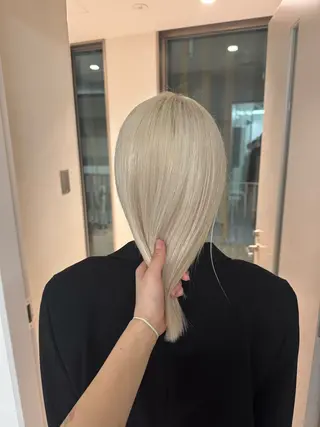 セミロング カラー ハイトーン/ピンク カラー/めい🎀のヘアスタイル