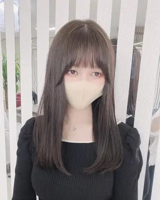 セミロング カラー YURI ✨のヘアスタイル