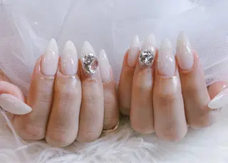 ネイル le'a-レア-【ア イ×ネイル×眉】のネイルデザイン