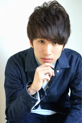 ショート カラー パーマ メンズ Lolonois池田 代表 鍜治本颯太のヘアスタイル