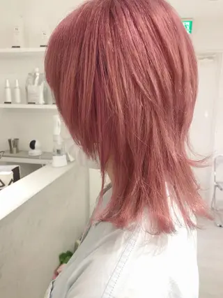 ショート カラー ito. ブリーチ/髪質改善のヘアスタイル