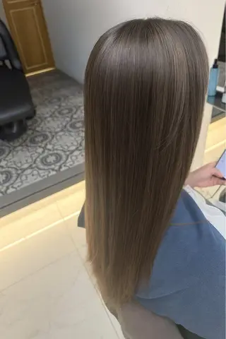 カラー 表参道ヘッドスパ 艶髪カラー・YUMEのヘアスタイル