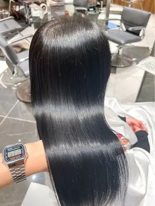 カラー 田口 瑠璃菜のヘアスタイル
