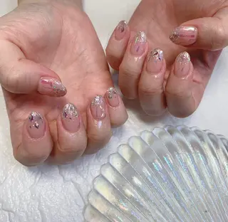 ミディアム ネイルPetit Ribbonのネイルデザイン