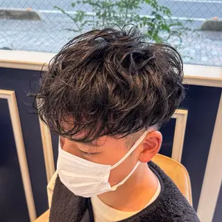 ショート パーマ メンズ 吉田 新平のヘアスタイル