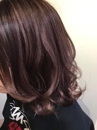 ミディアム Ripps長居所属・メテオ ／ヘアカラー 西川菜実のヘアスタイル