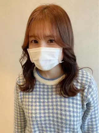 セミロング カラー ayumi🌈 インナーカラー🌈のヘアスタイル