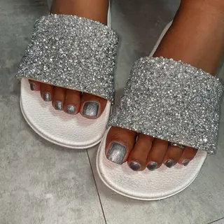 ネイル One Na1l ゆい☺︎のネイルデザイン