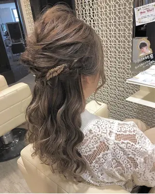 セミロング Attrait .のヘアスタイル