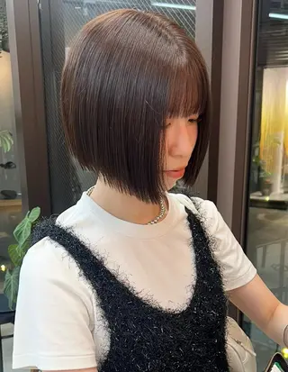 ショート mee.所属・ボブ、レイヤー /ベージュ/あづきのヘアスタイル