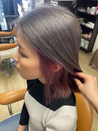 ミディアム カラー 徳留 もも花のヘアスタイル