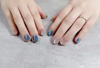 ネイル ᴿᴬᴺᴼᴺ 🤍 𝐴𝑌𝐴𝐾𝐴のネイルデザイン