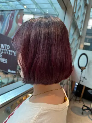 ショート カラー 舟橋 瑞稀のヘアスタイル