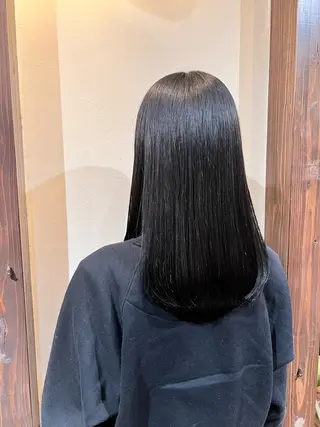 ロング カラー Luster Friends所属・まゆ | 艶カラー | ストレートのヘアスタイル