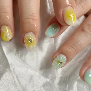 ネイル -yuu-所属・Lino ﾟのネイルデザイン