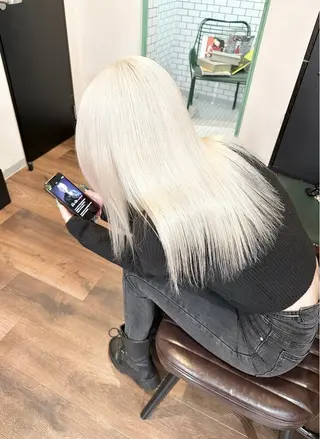 ロング 韓国レイヤー💖 ハイトーン🍒ྀིのヘアスタイル