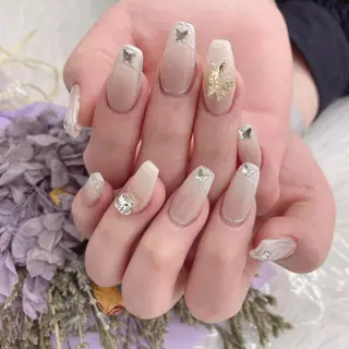 ネイル 🦋ネイルサロン ブラン🌈ゆりのネイルデザイン