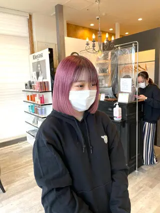 ショート カラー 田中   麗彩也のヘアスタイル