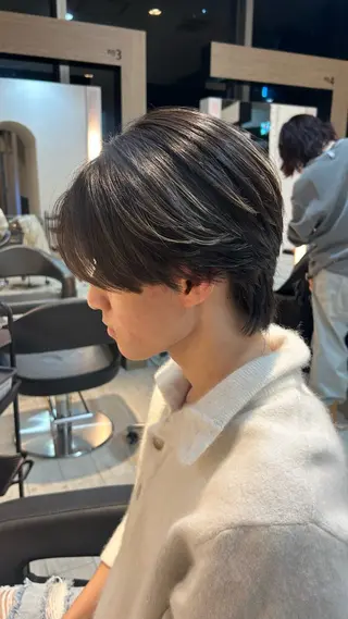 カラー メンズ 有働由良／ハイトーン ／韓国メンズヘアのヘアスタイル