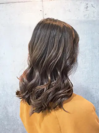 セミロング カラー 天野 開のヘアスタイル
