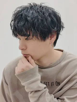 ショート パーマ メンズ SALOWIN名古屋Suite店所属・名古屋のメンズ特化 美容師/わたるのヘアスタイル