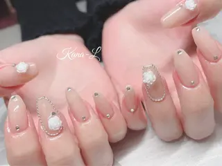 ネイル 芦辺 香奈のネイルデザイン