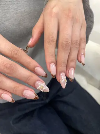 ネイル koyu 🩶のネイルデザイン